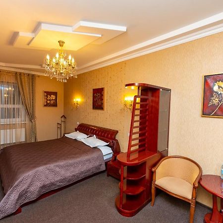 Sunrise Park Hotel Zaporizhia Eksteriør billede