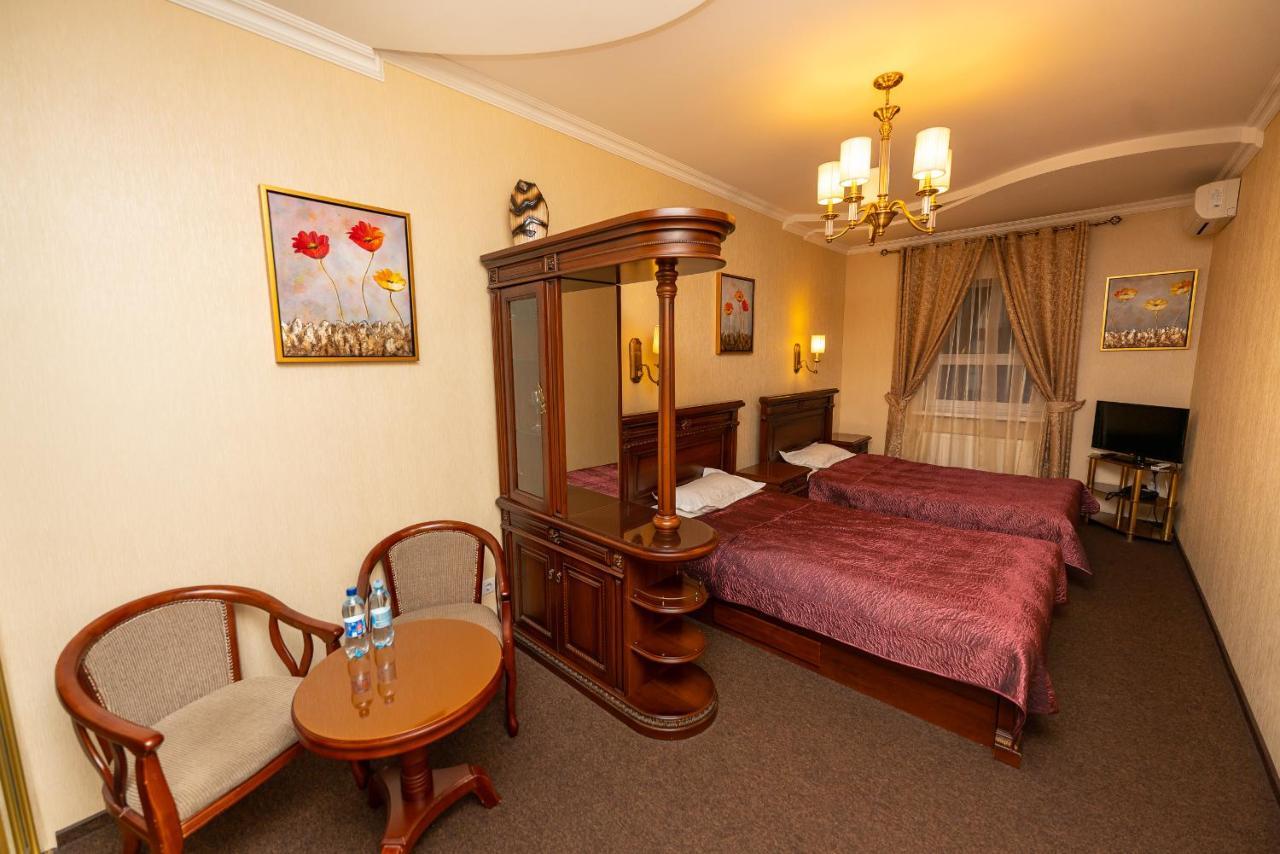 Sunrise Park Hotel Zaporizhia Eksteriør billede