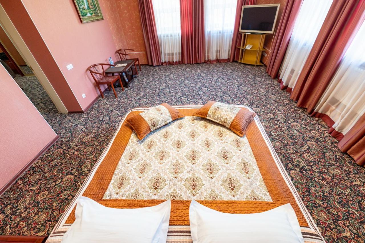 Sunrise Park Hotel Zaporizhia Eksteriør billede