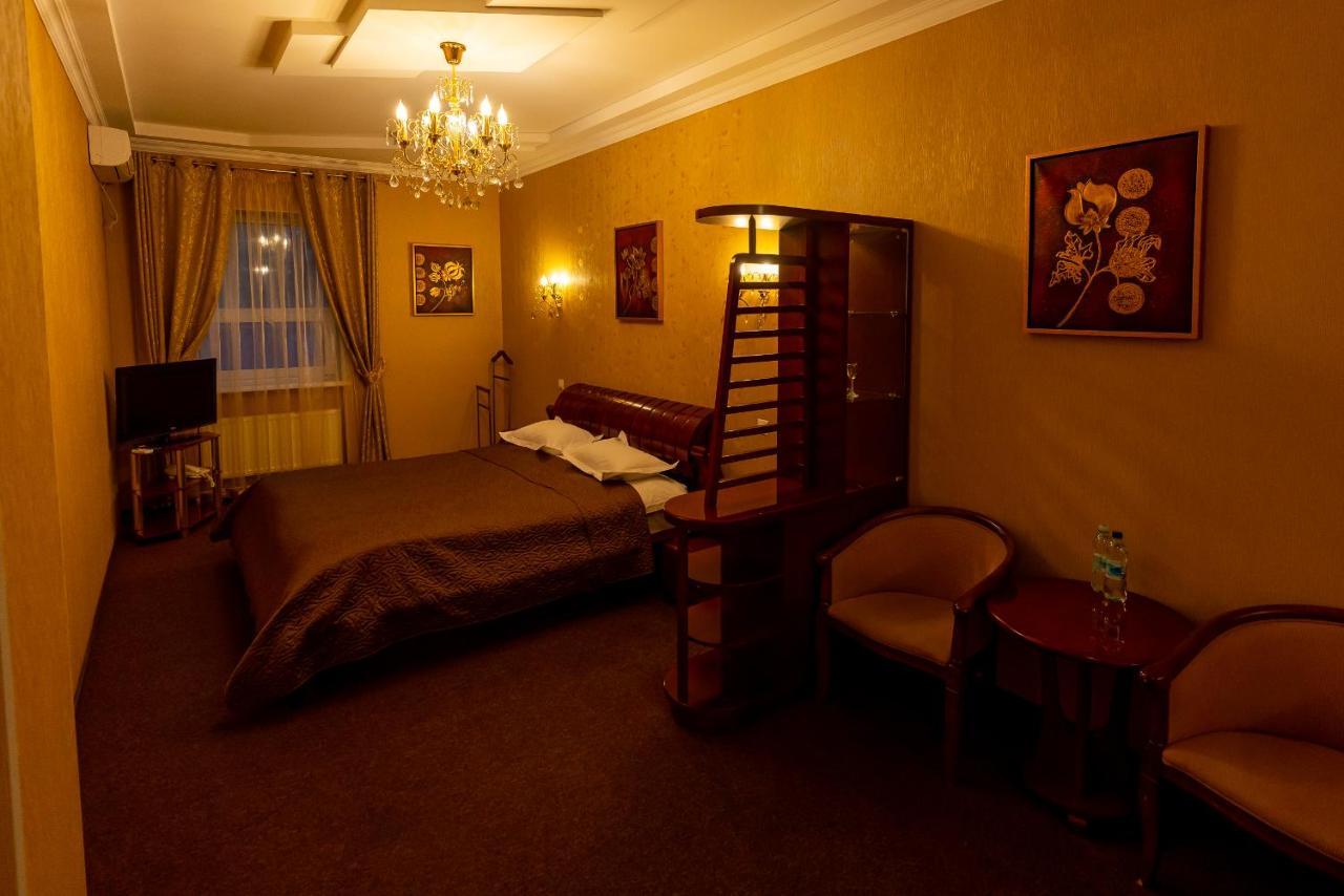 Sunrise Park Hotel Zaporizhia Eksteriør billede