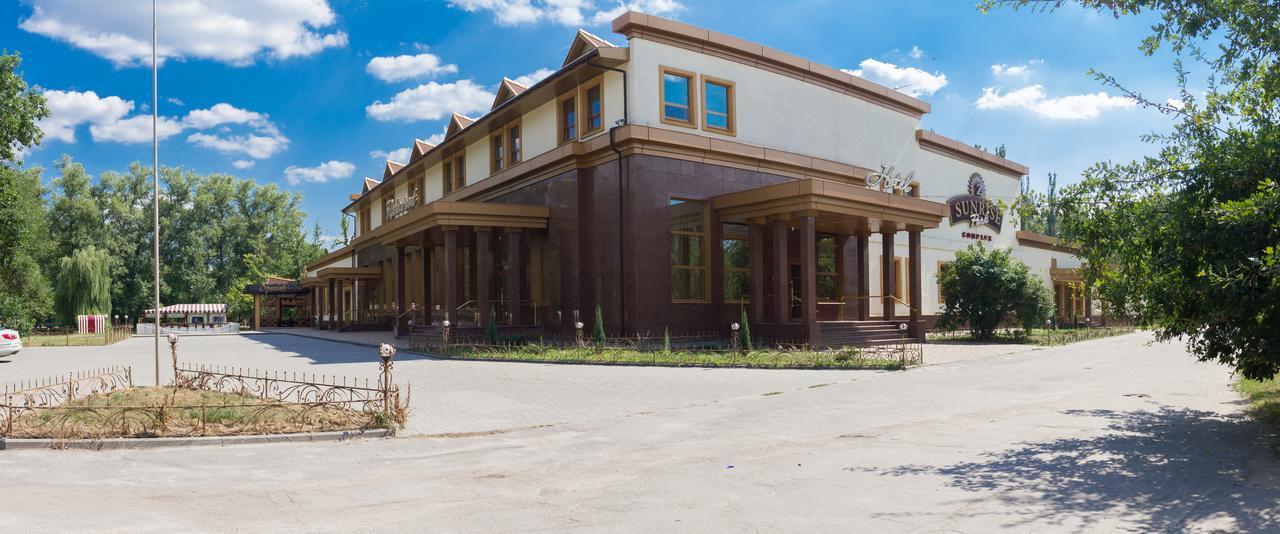 Sunrise Park Hotel Zaporizhia Eksteriør billede